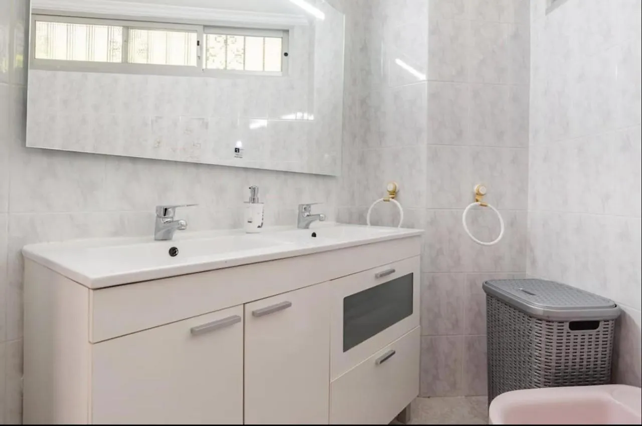 شقة توريمولينوس  في Casa La Cascada 0*,